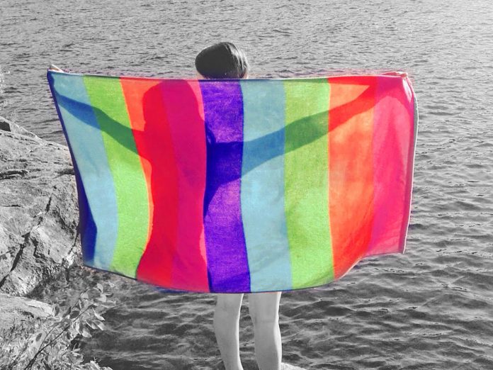 Bright Towel - Liora Meyer - jGirls+ Magazine