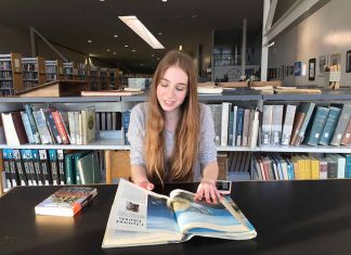 Library Girl - Aliza Abusch-Magder - jGirls+ Magazine