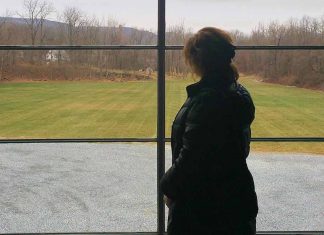 Pensive on a Rainy Day2 - Gali Davar - jGrils Magazine