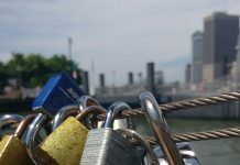 Locks - Gali Davar - jGirls+ Magazine