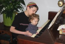 Speaking through the music by Tova Weiss