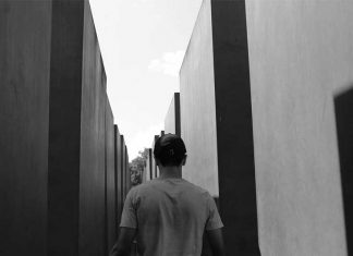 Broken Lines of Belonging by Natalie Dweck Romero - Photo by Danielle Deculus