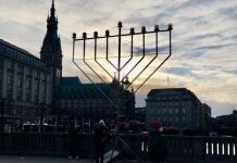 Rethinking Religion While Living Abroad by Adina Gerwin - Photo by Hannah Rubenstein