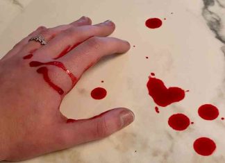 Bleeding taken by Gianna Goldfarb for Ode to My Mistakes by anonymous